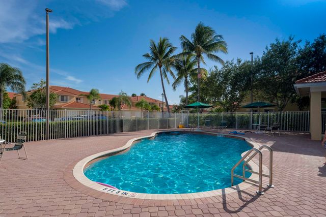 1040 Arezzo Circle, Boynton Beach, FL 33436