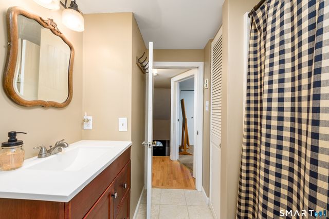 214 Thayer Road, Haddam, CT 06441