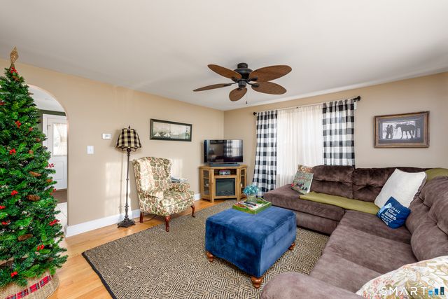 214 Thayer Road, Haddam, CT 06441