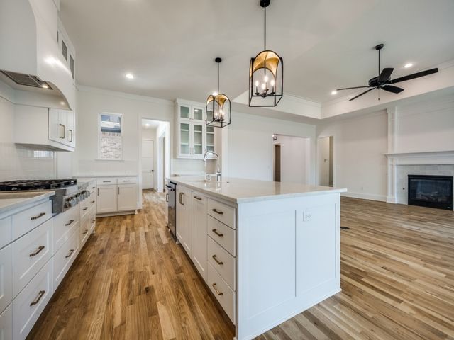 301 FAIRMOUNT, Denton, TX 76210