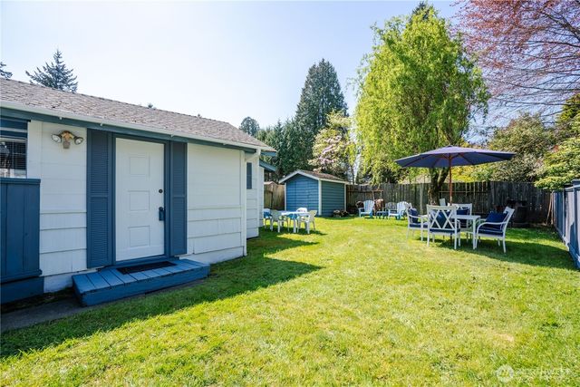 8243 Beachway Drive, Blaine, WA 98230
