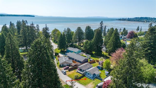 8243 Beachway Drive, Blaine, WA 98230