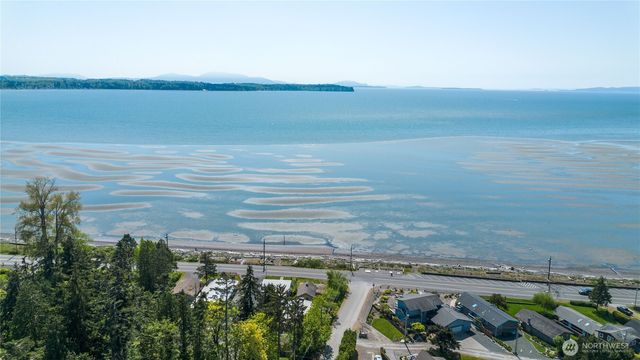 8243 Beachway Drive, Blaine, WA 98230