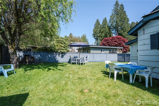 8243 Beachway Drive, Blaine, WA 98230