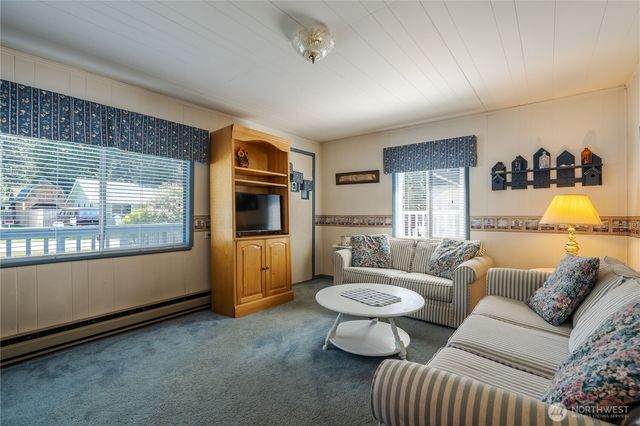 8243 Beachway Drive, Blaine, WA 98230