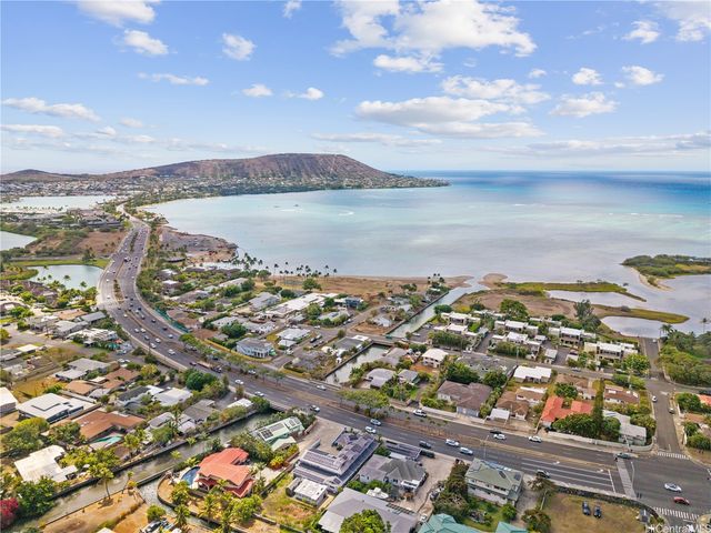 6143 Summer Street, Honolulu, HI 96821