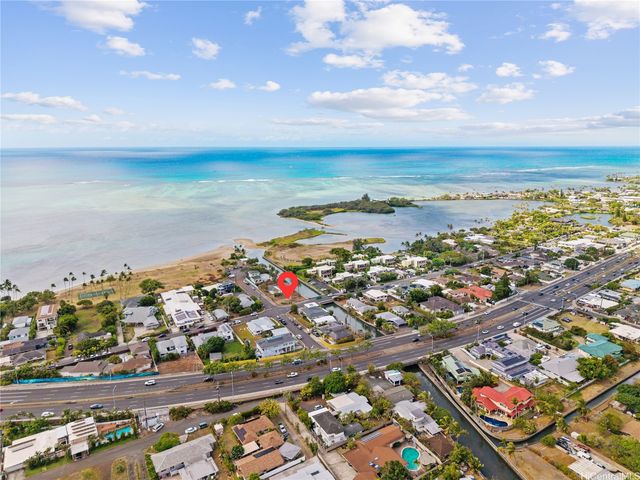 6143 Summer Street, Honolulu, HI 96821