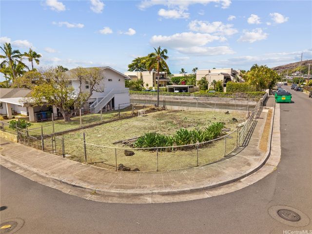 6143 Summer Street, Honolulu, HI 96821