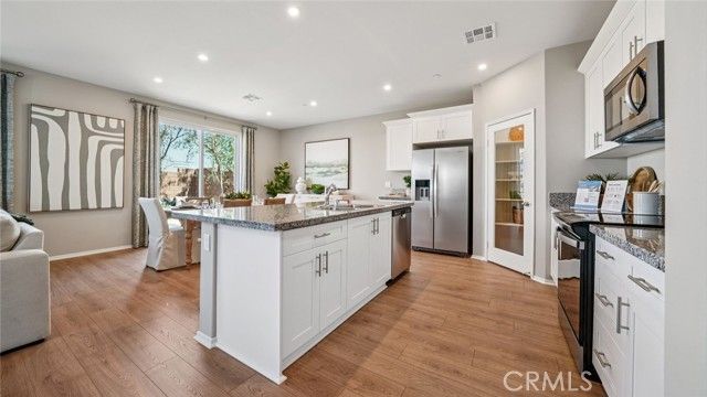 15438 Tomahawk Street, Victorville, CA 92394