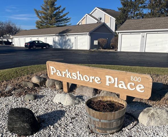 800 E Arthur St Apt B4, Warsaw, IN 46580