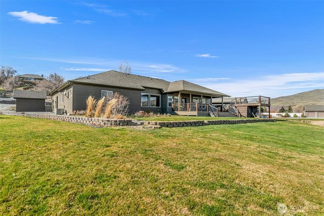 3045 Eastview Lane, Wenatchee, WA 98801