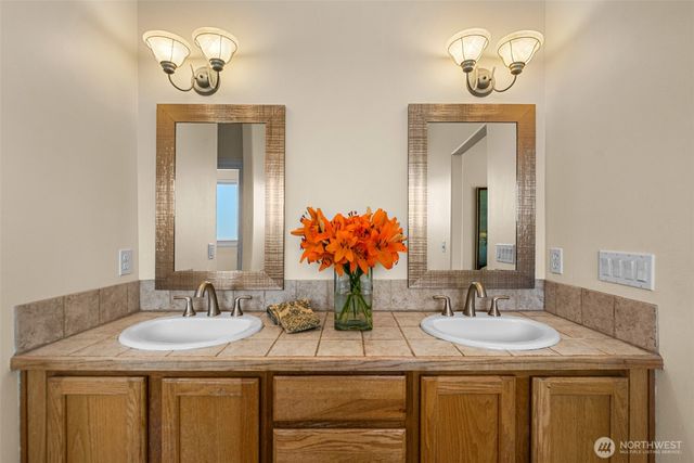 3045 Eastview Lane, Wenatchee, WA 98801