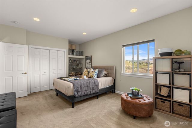 3045 Eastview Lane, Wenatchee, WA 98801