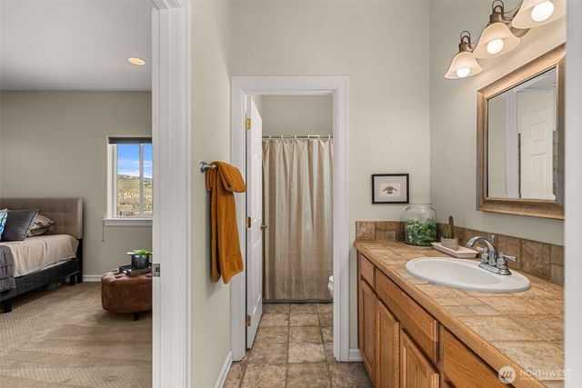 3045 Eastview Lane, Wenatchee, WA 98801