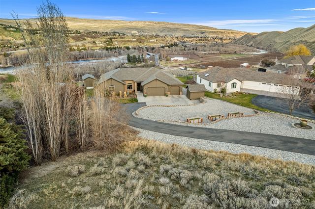 3045 Eastview Lane, Wenatchee, WA 98801