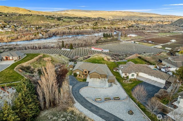 3045 Eastview Lane, Wenatchee, WA 98801