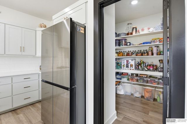 21149 Hartman Avenue, Elkhorn, NE 68022