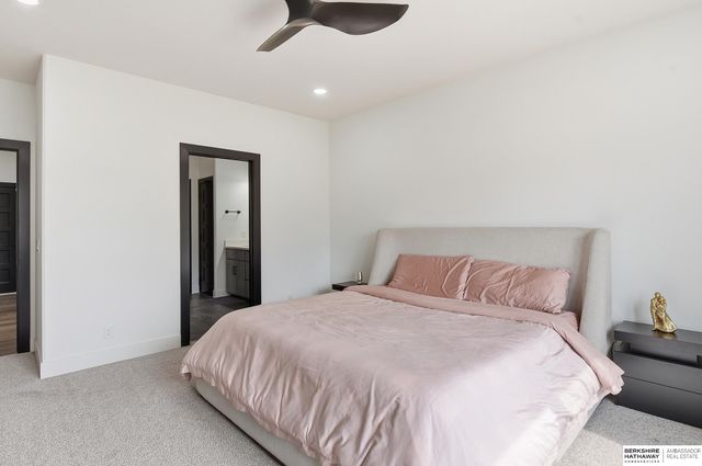 21149 Hartman Avenue, Elkhorn, NE 68022