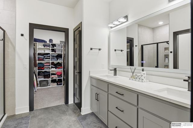 21149 Hartman Avenue, Elkhorn, NE 68022