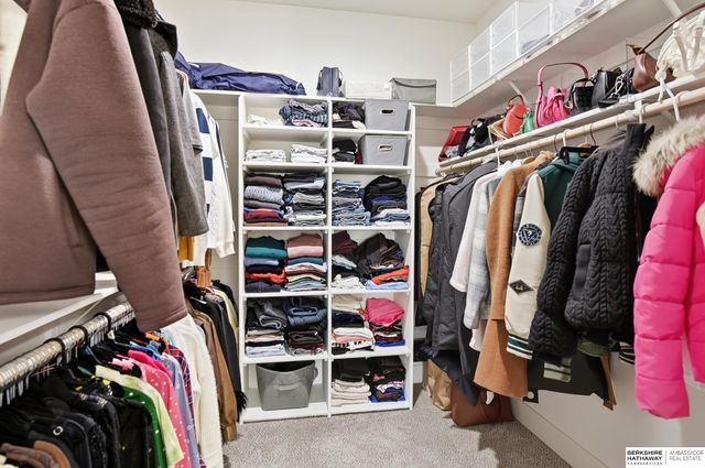 21149 Hartman Avenue, Elkhorn, NE 68022