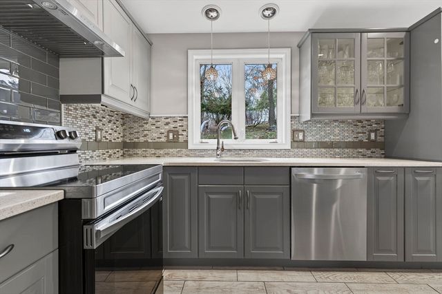 234 Minerva Ave, Cumberland, RI 02864