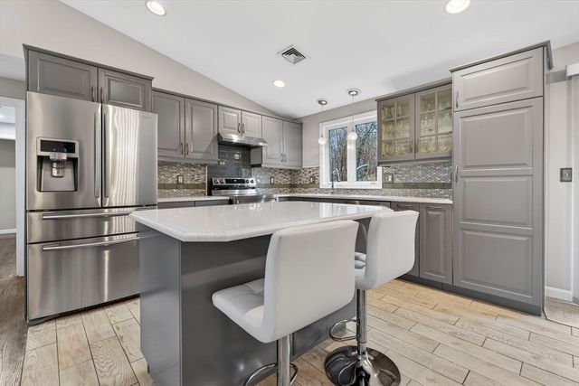 234 Minerva Ave, Cumberland, RI 02864