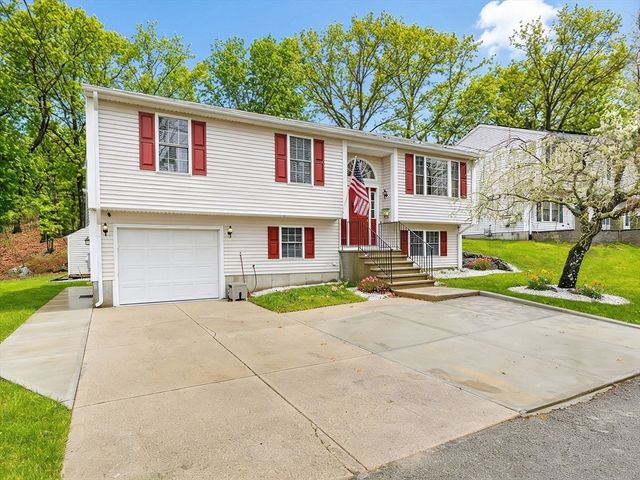 234 Minerva Ave, Cumberland, RI 02864