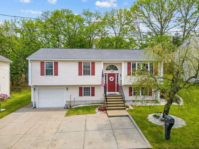 234 Minerva Ave, Cumberland, RI 02864