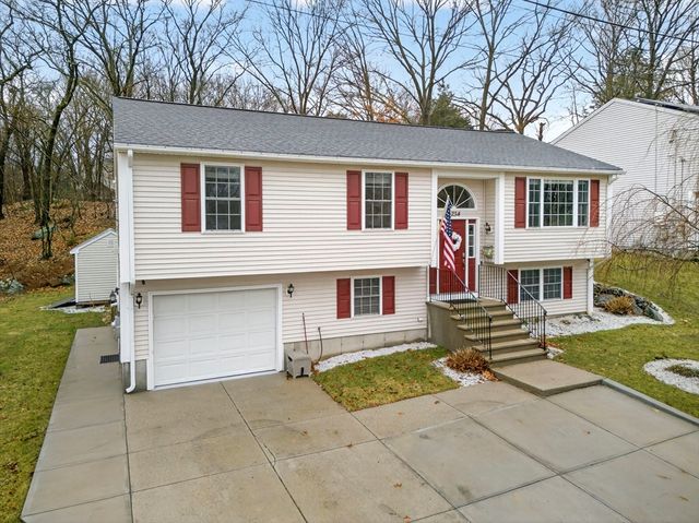 234 Minerva Ave, Cumberland, RI 02864