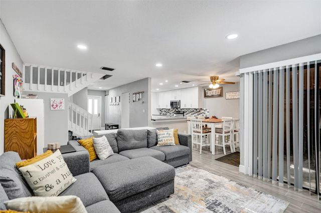 2255 NW 45th Avenue, Coconut Creek, FL 33066