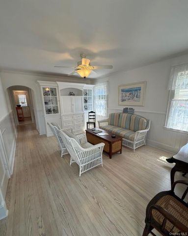 92 Hewlett Avenue, Point Lookout, NY 11569