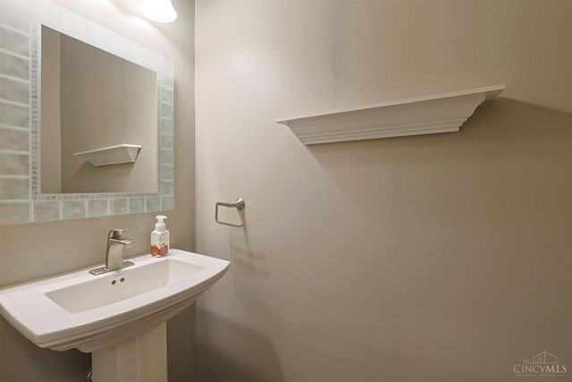 6559 Karincrest Drive, Liberty Twp, OH 45044