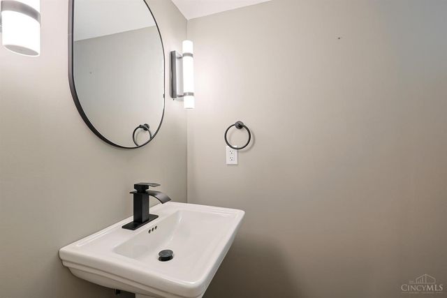 6559 Karincrest Drive, Liberty Twp, OH 45044
