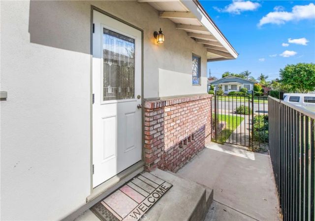 1231 E Mayfair Avenue, Orange, CA 92867