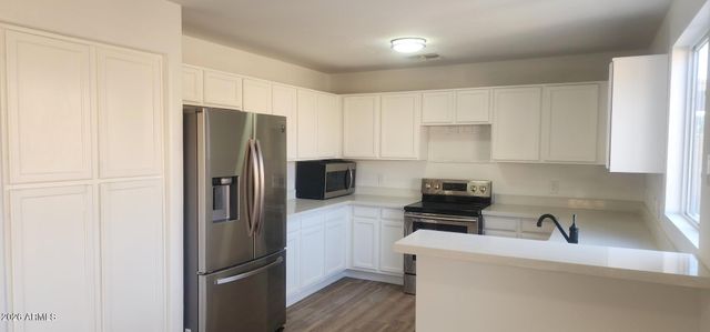 12626 W PARADISE Drive, El Mirage, AZ 85335