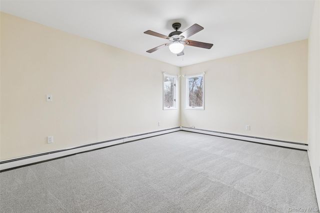 129 E Woodside Avenue, Patchogue, NY 11772