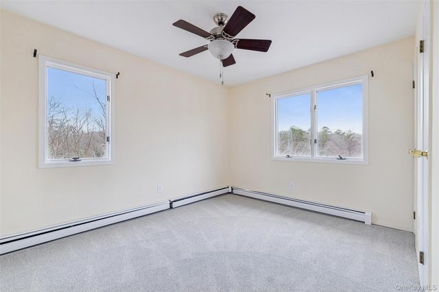 129 E Woodside Avenue, Patchogue, NY 11772