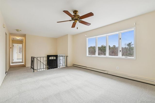 129 E Woodside Avenue, Patchogue, NY 11772