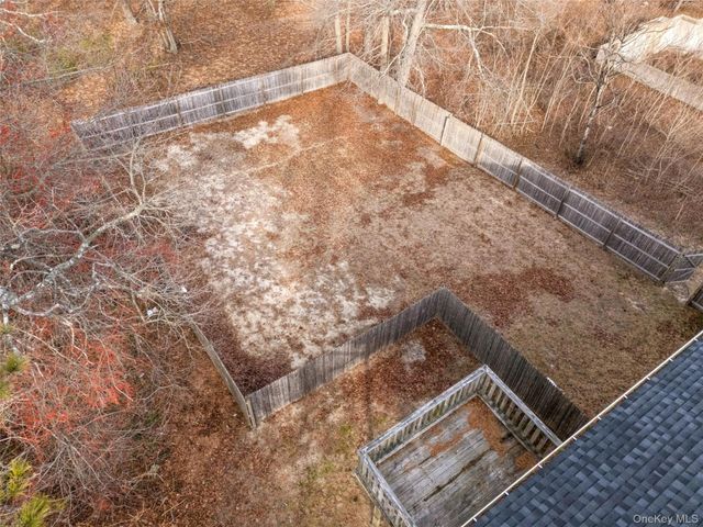 129 E Woodside Avenue, Patchogue, NY 11772