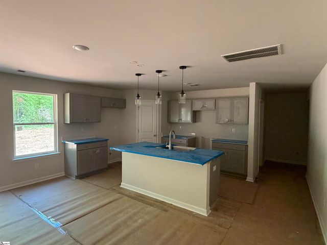 100 Huff Drive, Greenville, SC 29611