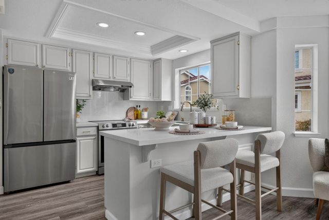 18 Tyrella Court, Mountain View, CA 94043