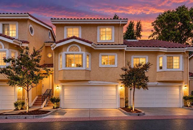 18 Tyrella Court, Mountain View, CA 94043