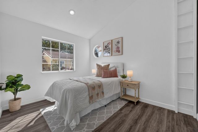 18 Tyrella Court, Mountain View, CA 94043