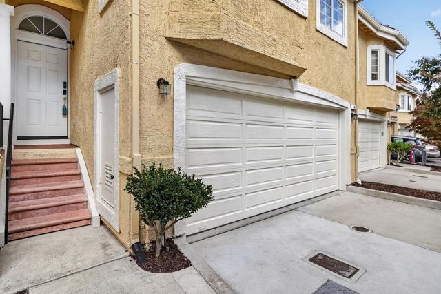 18 Tyrella Court, Mountain View, CA 94043