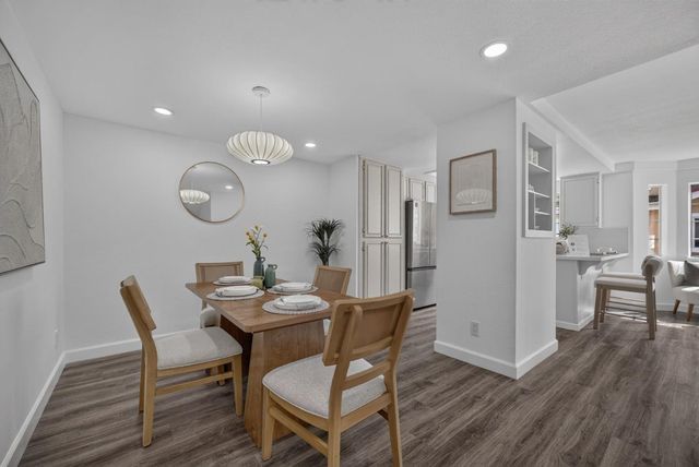 18 Tyrella Court, Mountain View, CA 94043