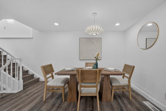 18 Tyrella Court, Mountain View, CA 94043