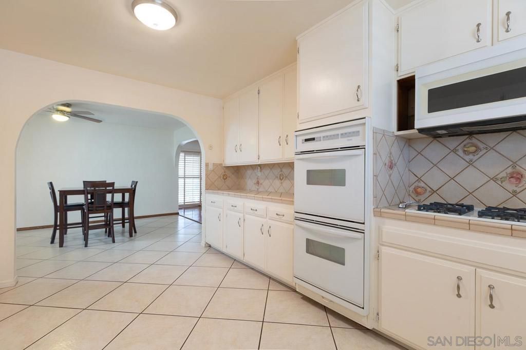 Image 8 of property listing at 1771 Wolviston Way, San Diego, CA 92154