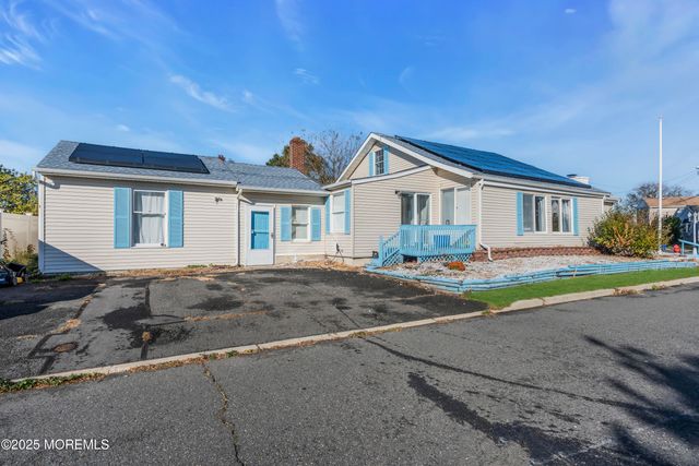 934 7th Street, Union Beach, NJ 07735