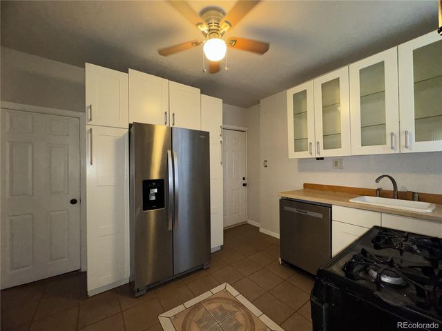 2741 Champa Street, Denver, CO 80205