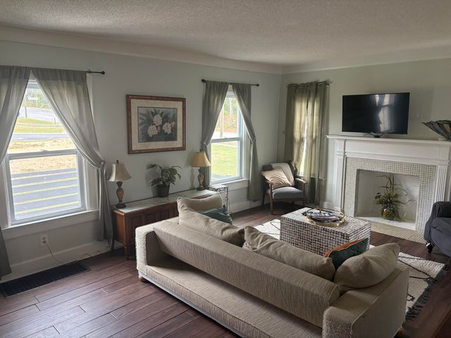 27 N Germantown Road, Chattanooga, TN 37411
